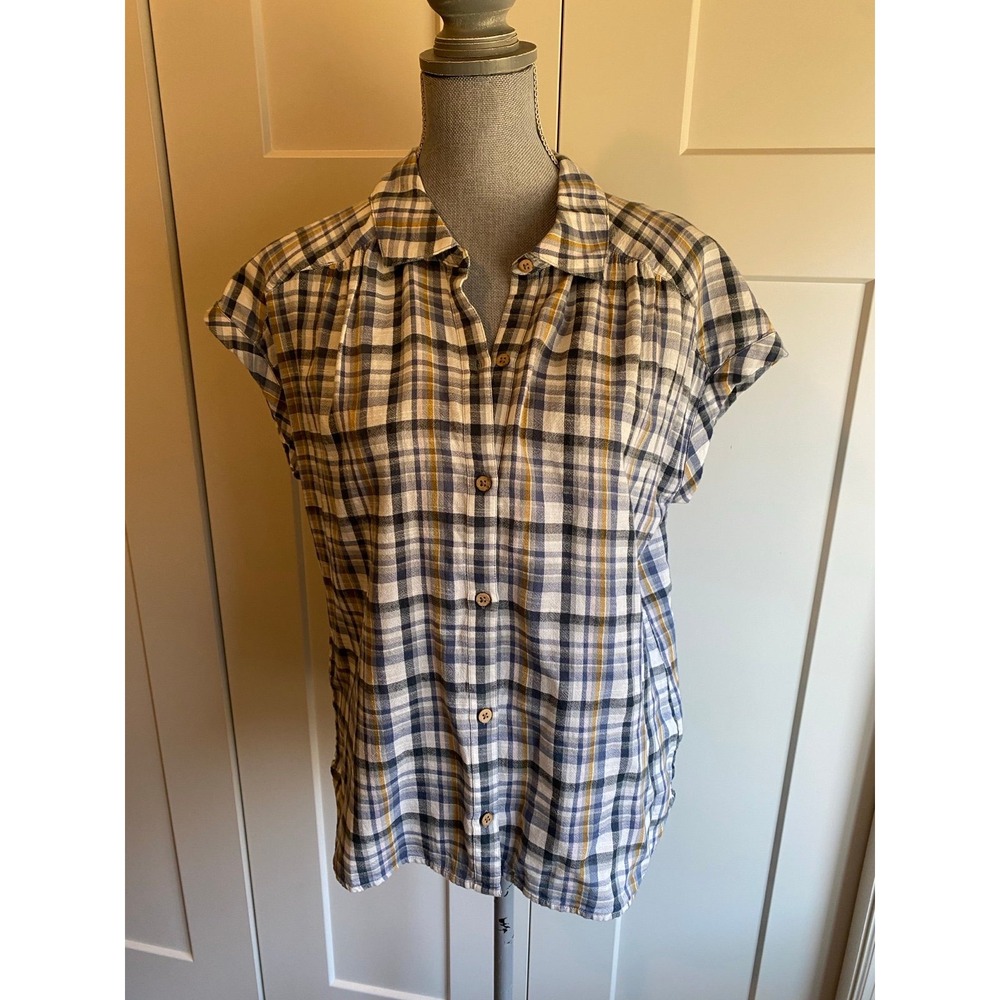Kuhl Top Button Front Blouse Shortsleeve Lightweight Women Medium S53b